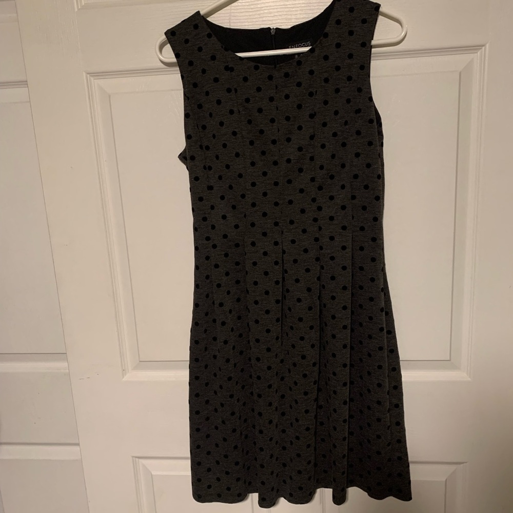 EnFocus Studio Women's Grey Fit & Flare Sleeveless Dress Formal Size 6